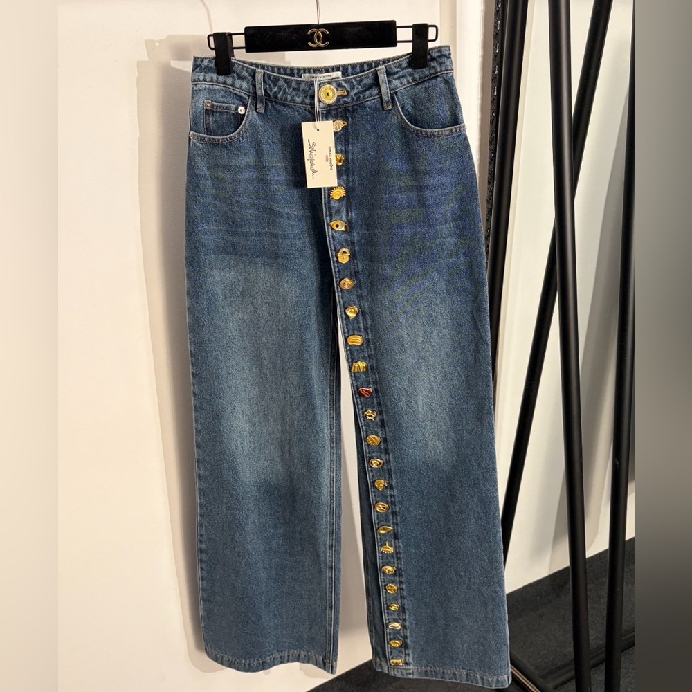 High-Rise Blue Jeans with Gold Floral Embellishments
